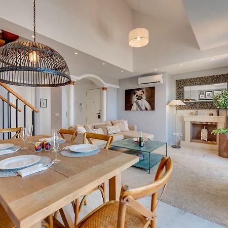 마르베야 Elegant 2 Bdrm Penthouse With Bbq And Pools 아파트 외부 사진