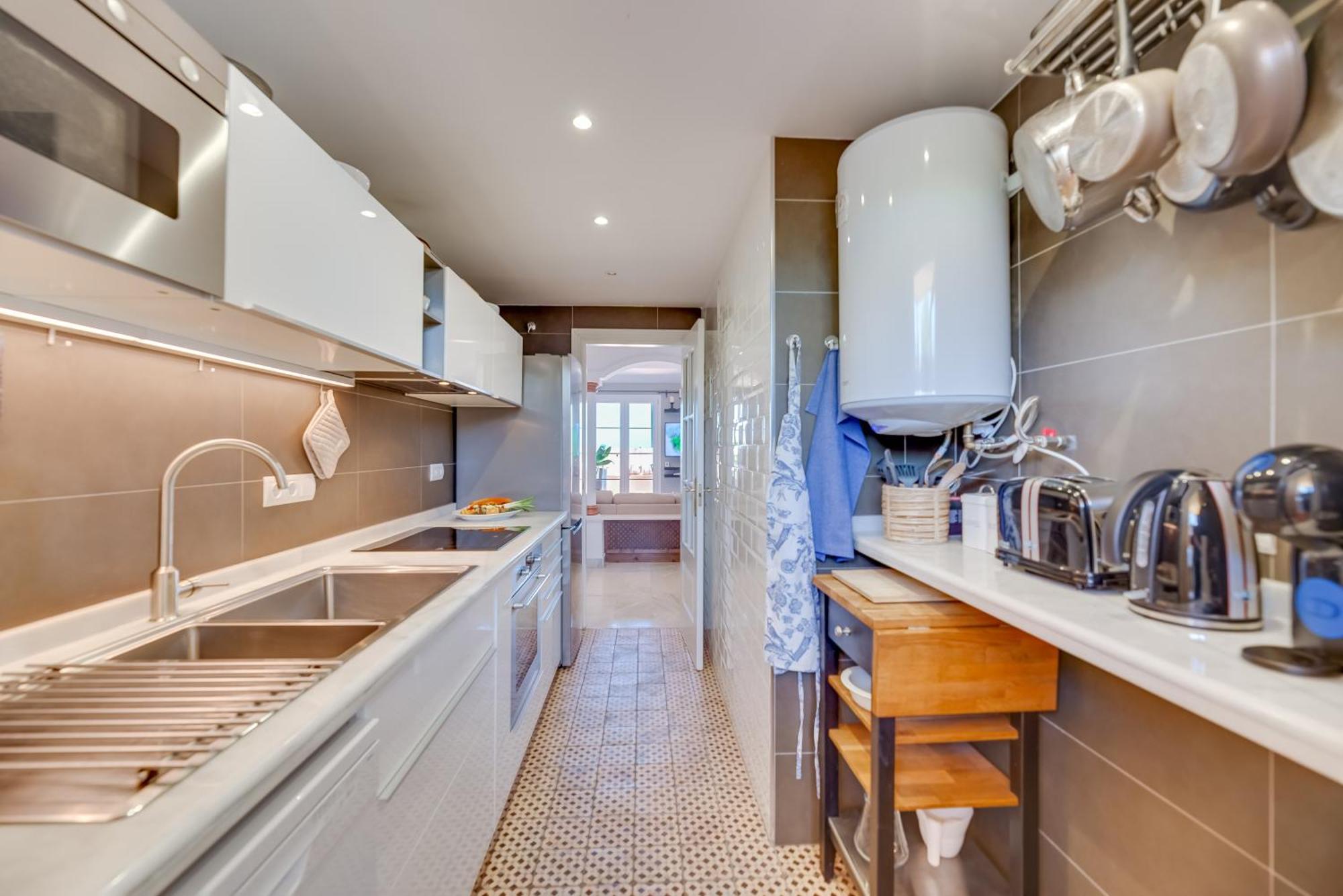 마르베야 Elegant 2 Bdrm Penthouse With Bbq And Pools 아파트 외부 사진